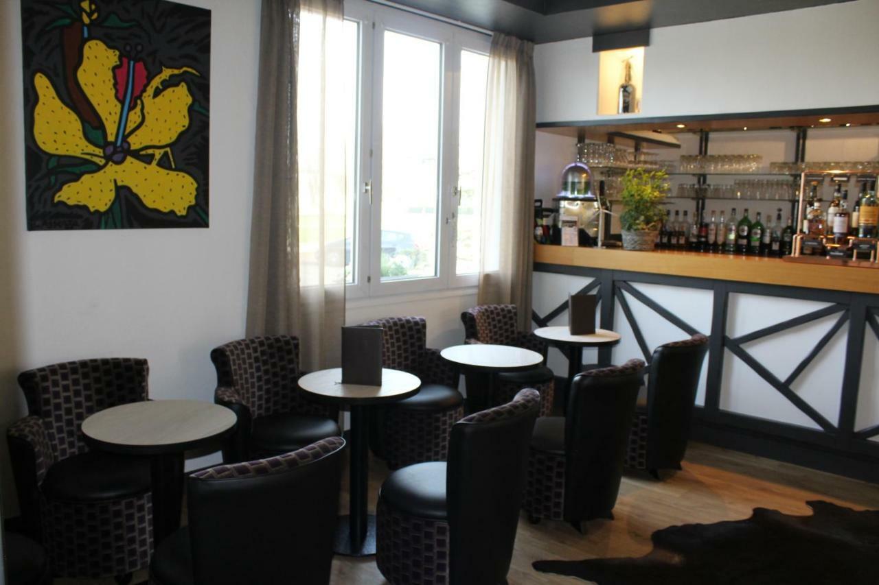 Hotel Logis Le Quai Fleuri Les Villages Voveens Zewnętrze zdjęcie